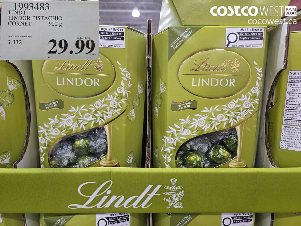 LINDT LINDOR PISTACHIO CORNET 900G