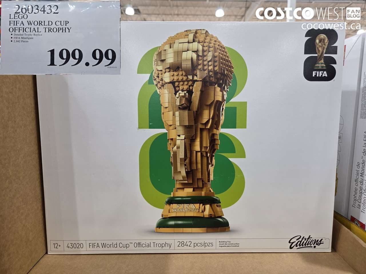 LEGO FIFA WORLD CUP OFFICIAL TROPHY