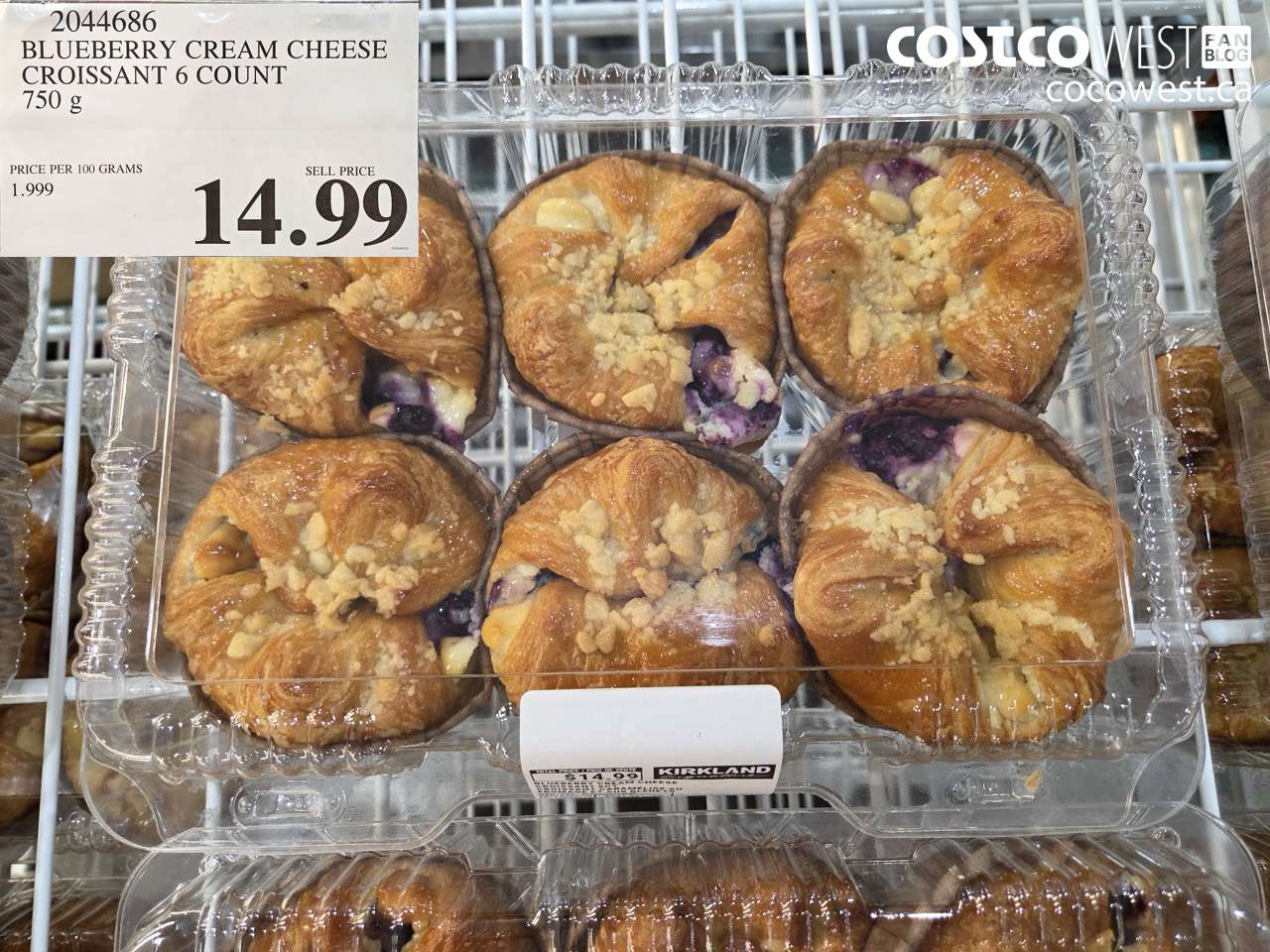 blueberry cream cheese croissant 6 count 750 g